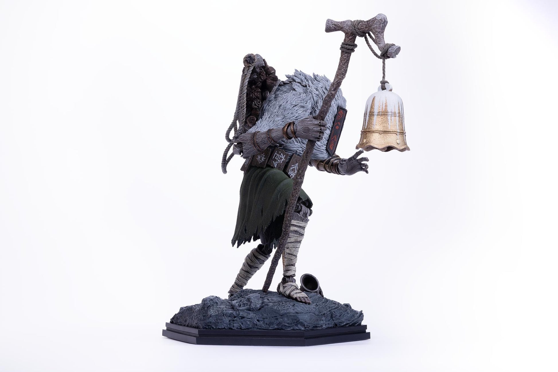 Clair Obscur: Expedition 33 - Monoco 1-6 - Statue
