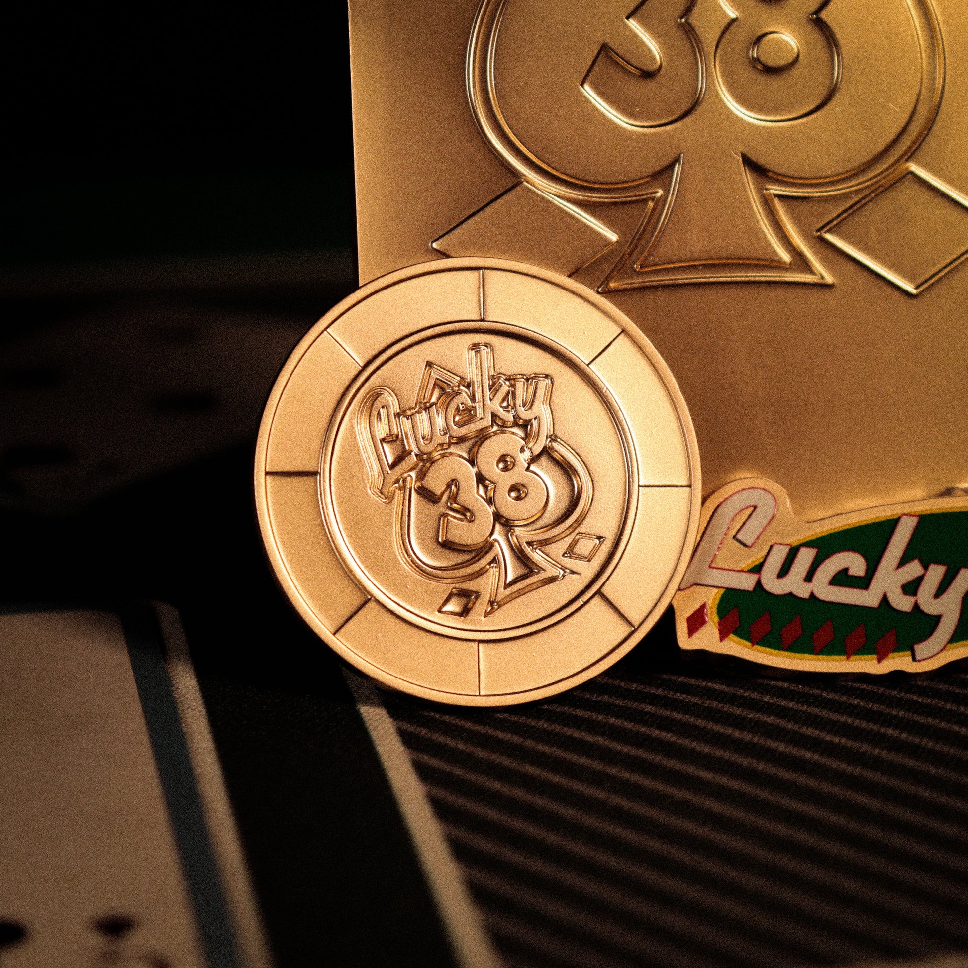Fallout New Vegas - Lucky 38 Imitation Gold - Casino Set