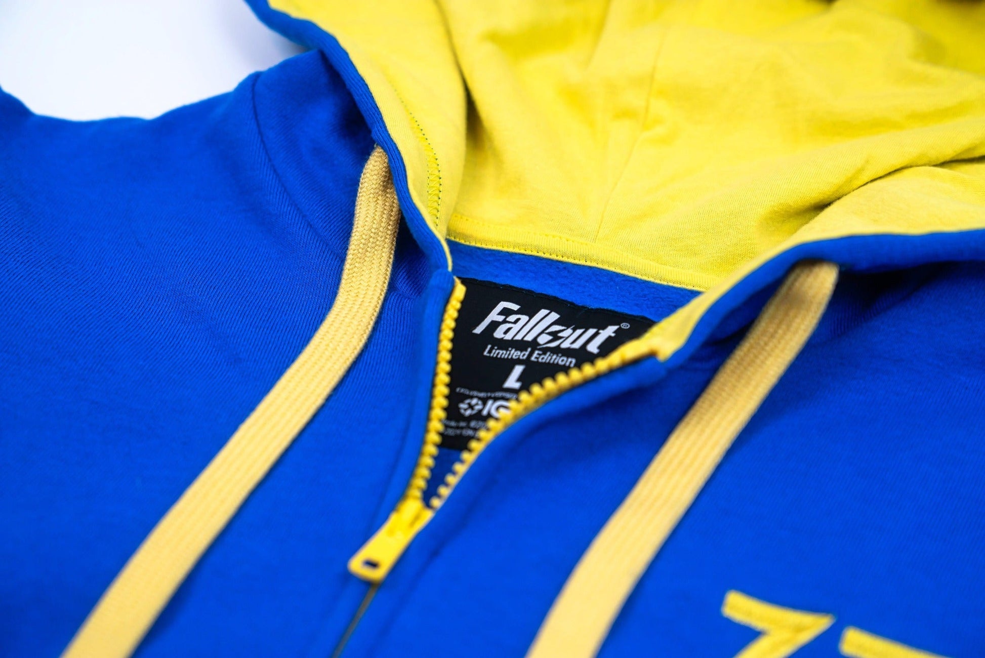 Fallout - Offizieller Vault 33 Kapuzenpullover