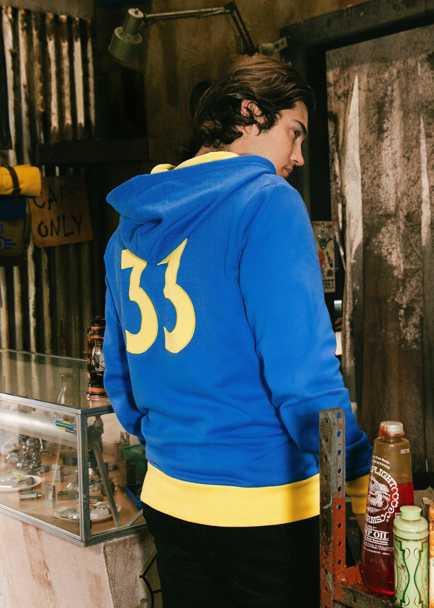Fallout - Offizieller Vault 33 Kapuzenpullover