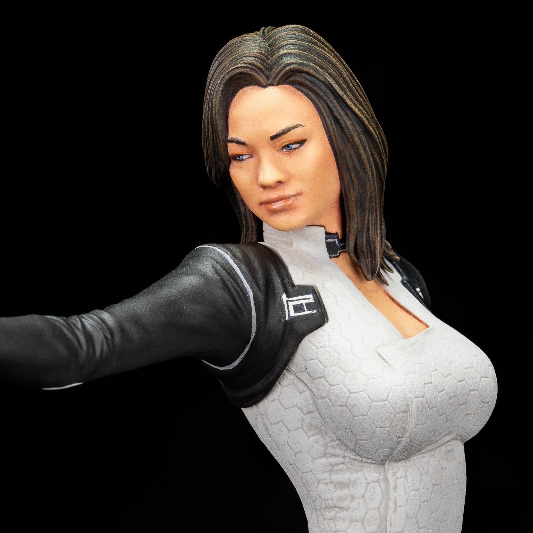 Mass Effect - Miranda Lawson - Statue