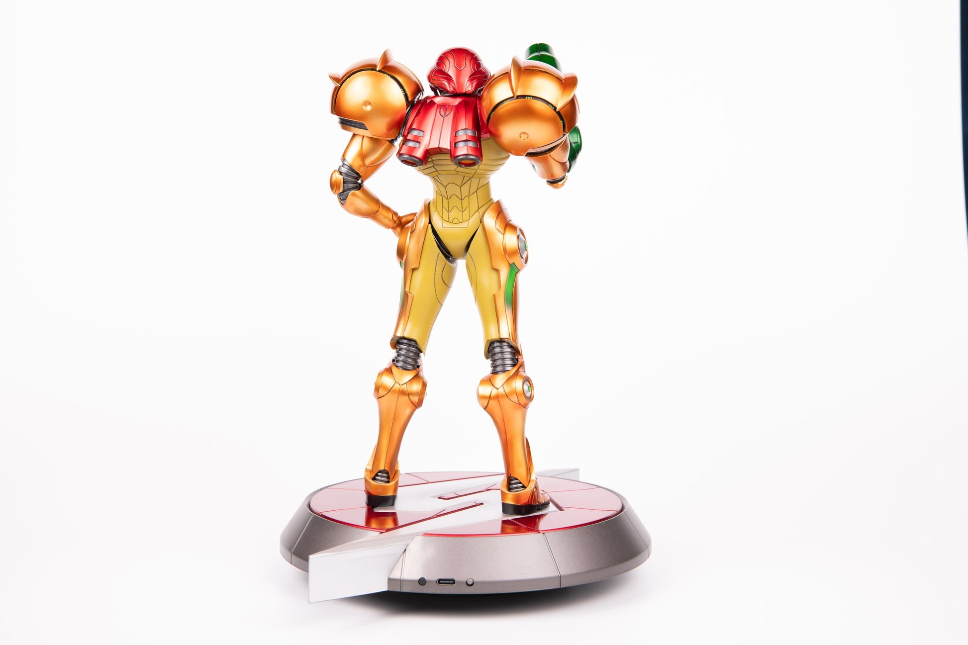 Metroid Prime - Samus Varia Suit Collector's Edition - Statue